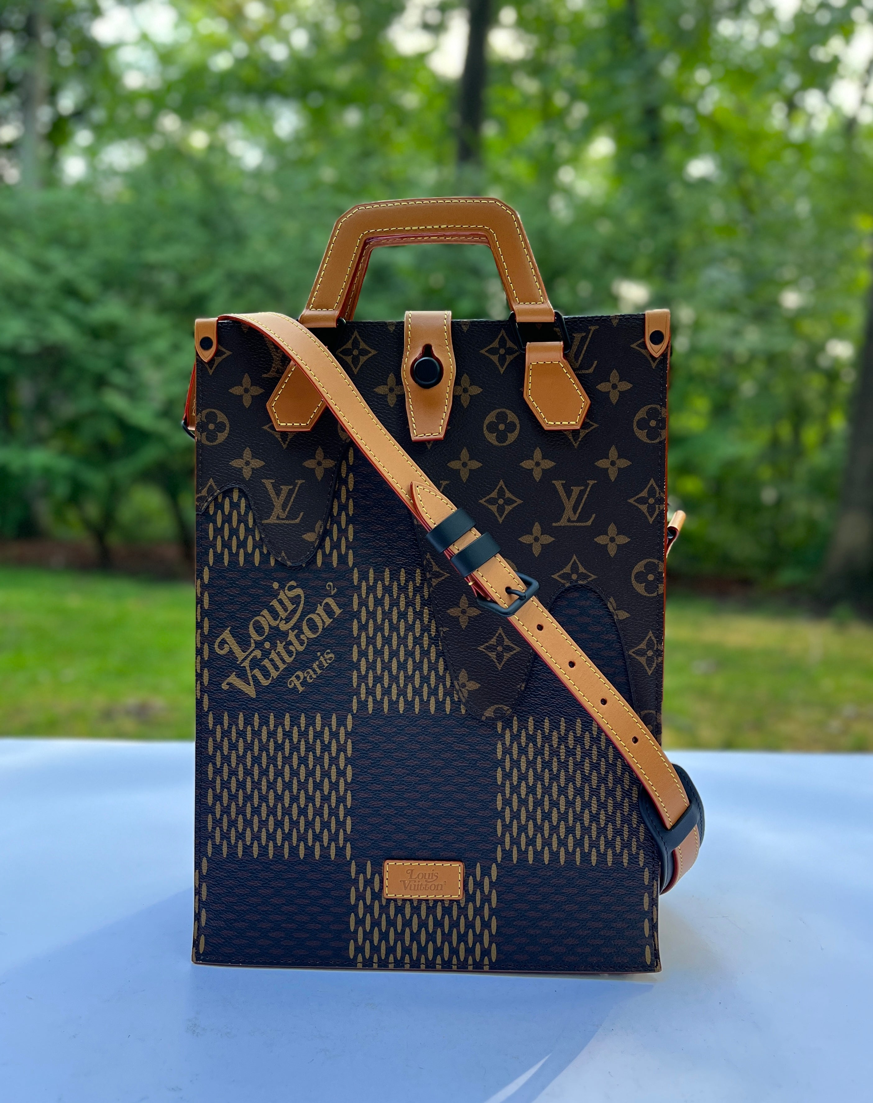 Louis Vuitton Monogram Canvas Neo Bucket Bag
