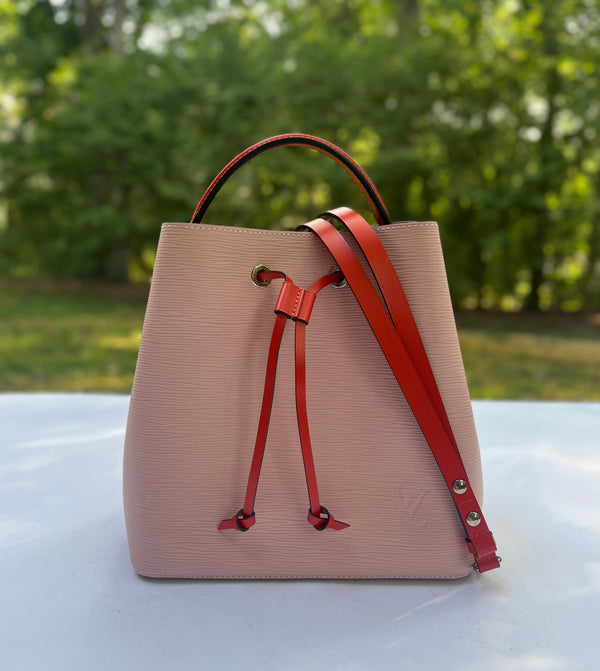 Louis Vuitton NeoNoe Bb EPI Leather Shoulder Bag Handbag