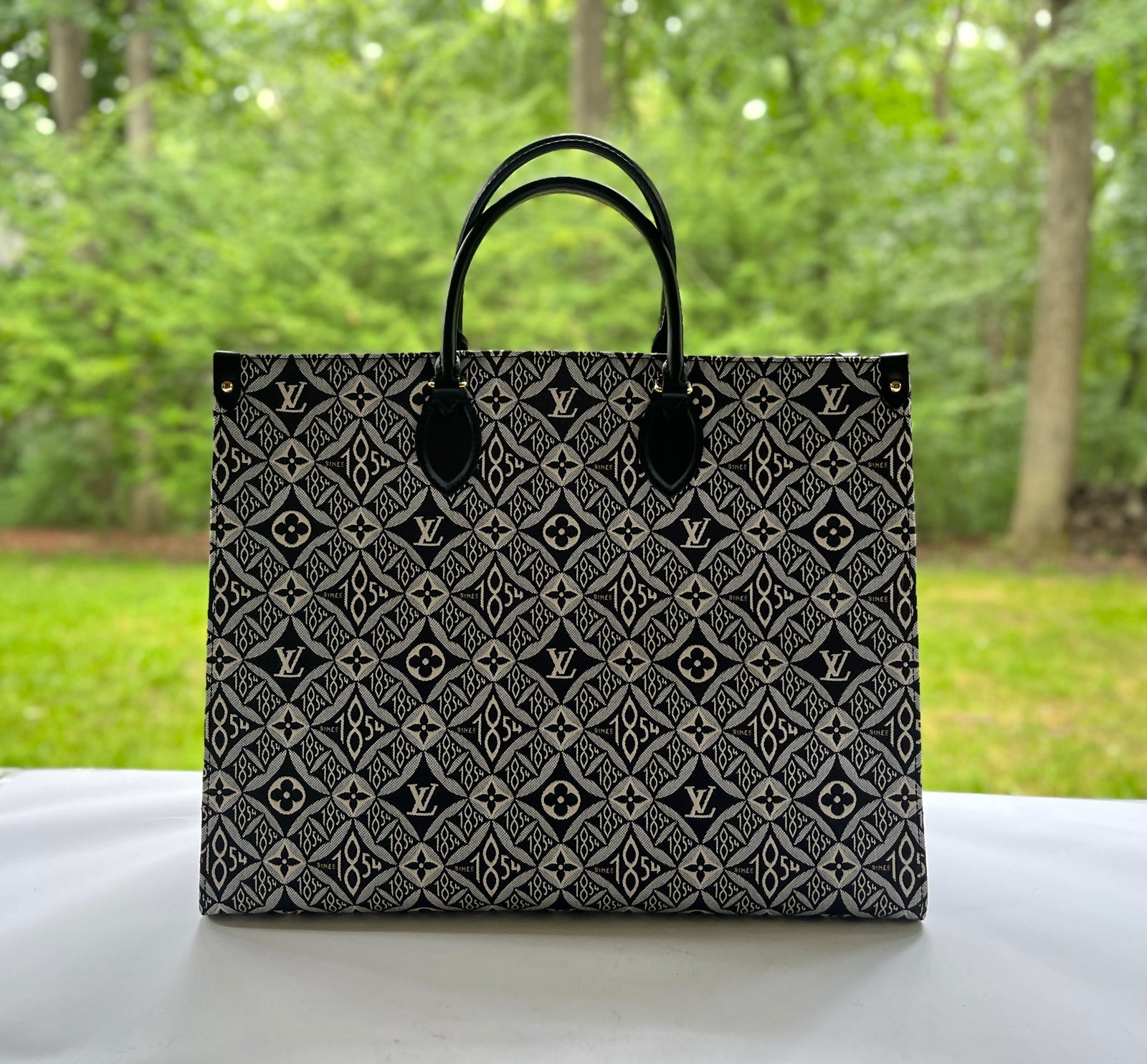 Louis Vuitton Pink Quilted Leather New Wave Chain Leopard