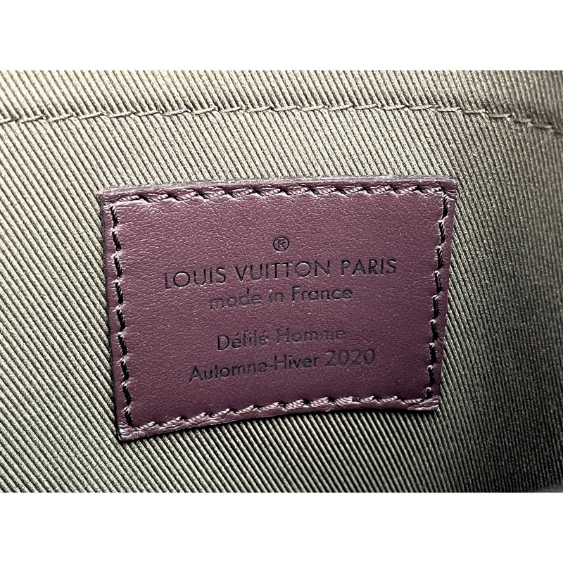 Authentic Louis Vuitton Monogram Eclipse e Patchwork Sling