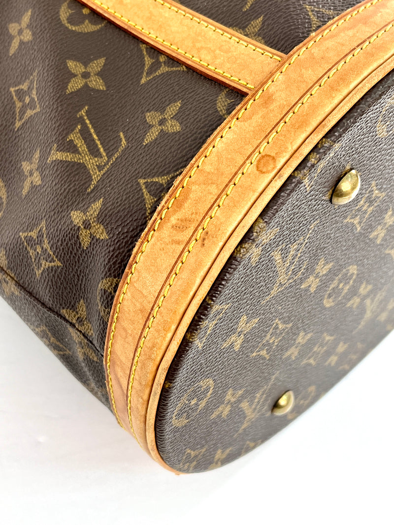 Louis Vuitton Monogram Bucket GM - Brown Shoulder Bags, Handbags