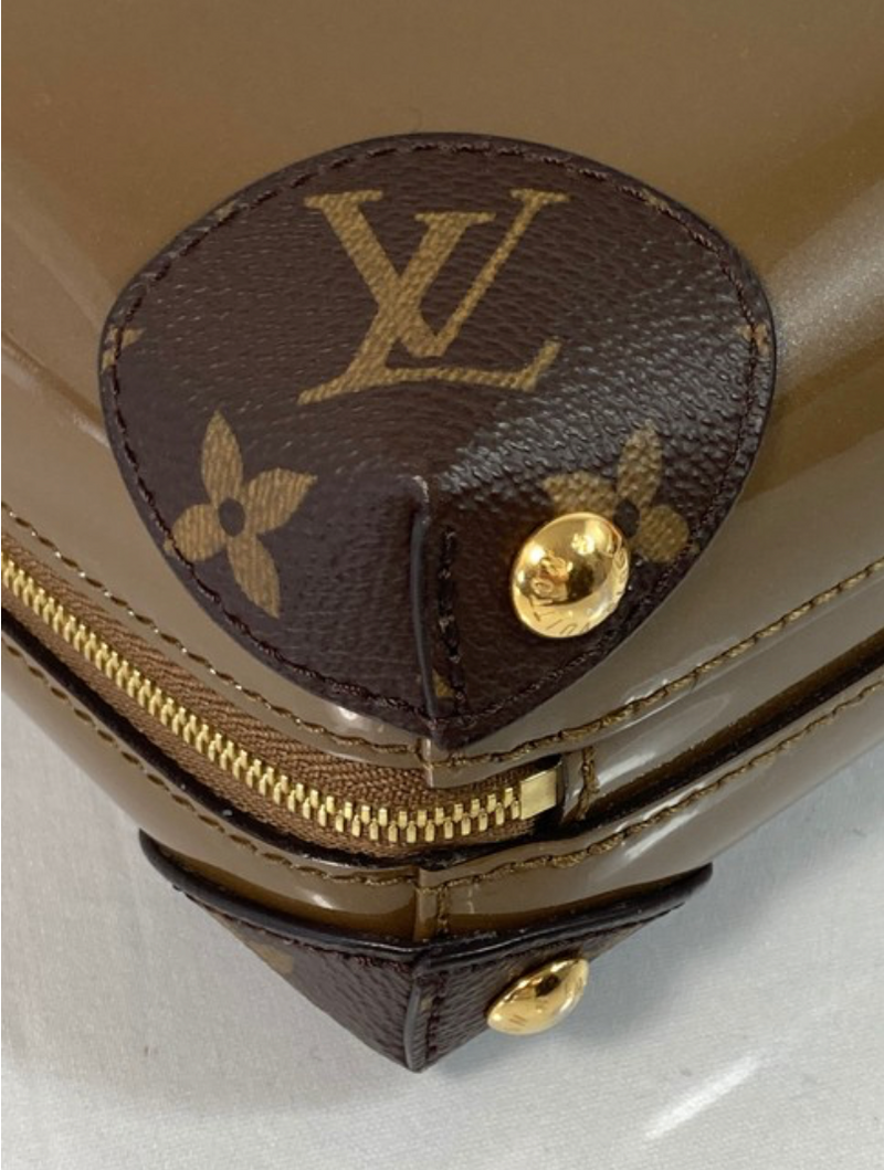 Louis Vuitton Vernis Venice Crossbody – Chicago Consignment