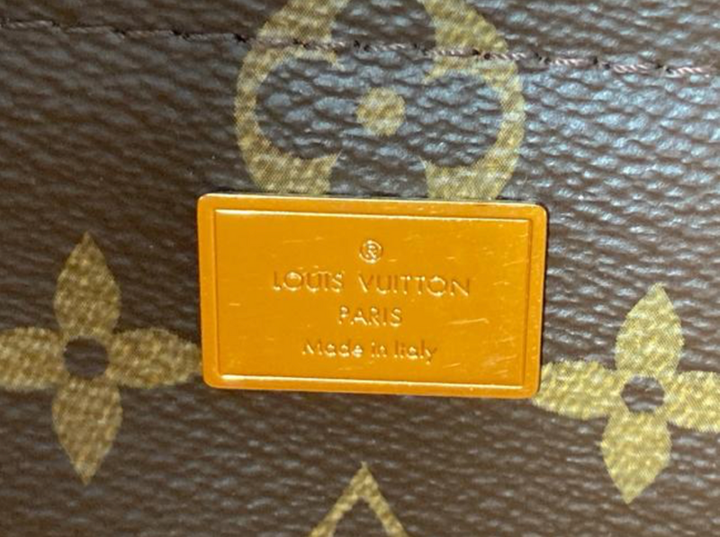Louis Vuitton Verni Miloar Monogram Venice Shoulder Bag Silver