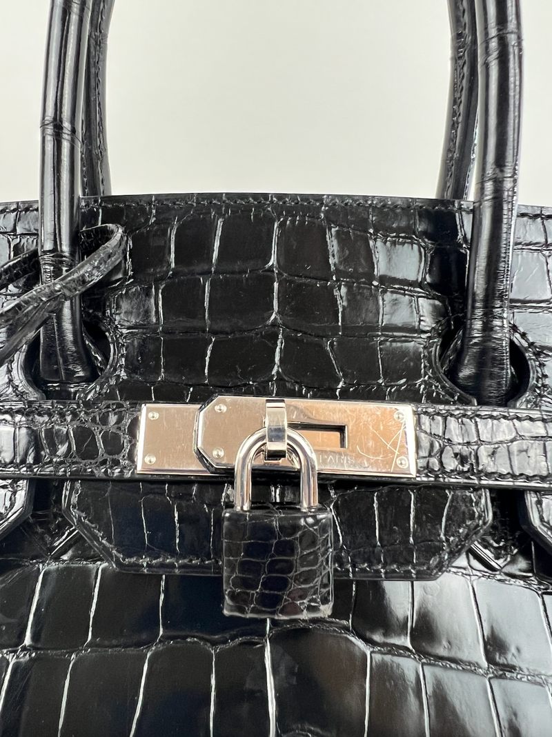 Hermes Shiny Porosus Crocodile Skin Birkin 35 w Palladium HW in Black –  Chicago Consignment