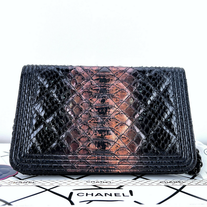 Chanel Python Wallet on Chain in Black